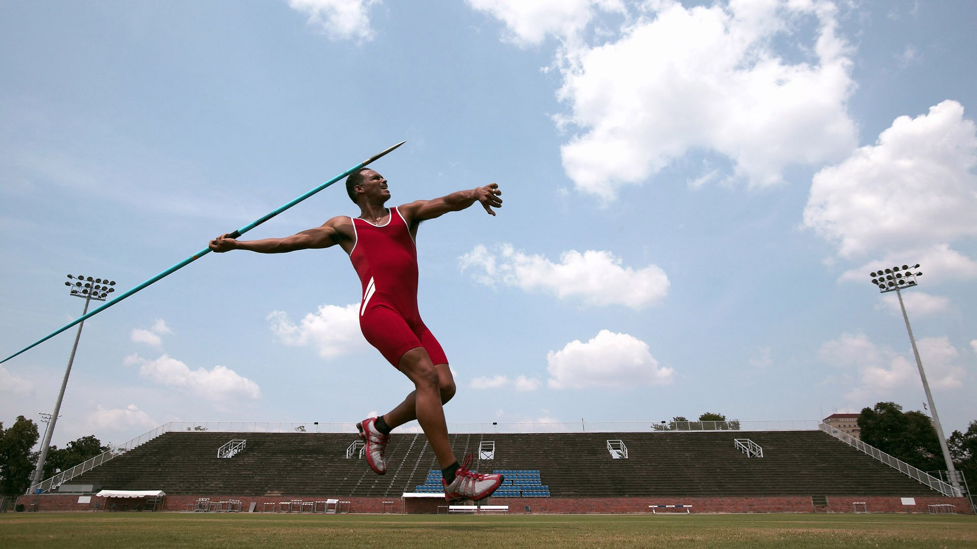 开云体育vip-_快船队奋勇向前,冲刺赛季目标_,快船队宣传片